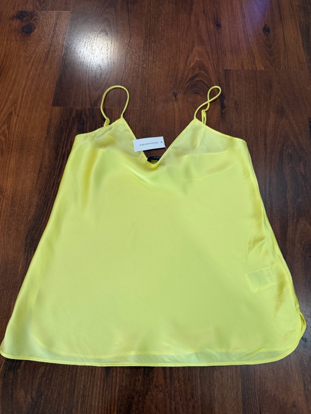Banana Republic silk satin sheen cami, adjustable straps, bright yellow. XS NWT